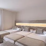& Real Szálloda Jaca