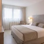 & Real Szálloda 4*