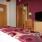 & Real Szálloda 4*