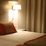 & Real Szálloda 4*