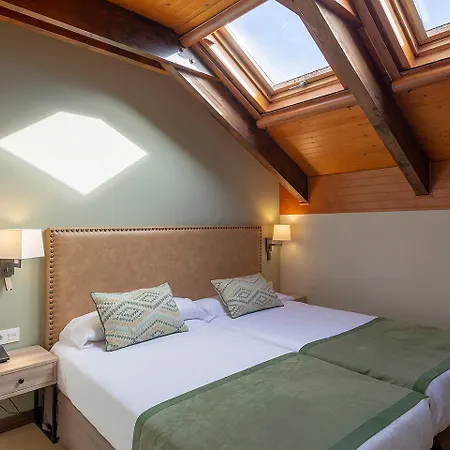 Hotel & Real Jaca