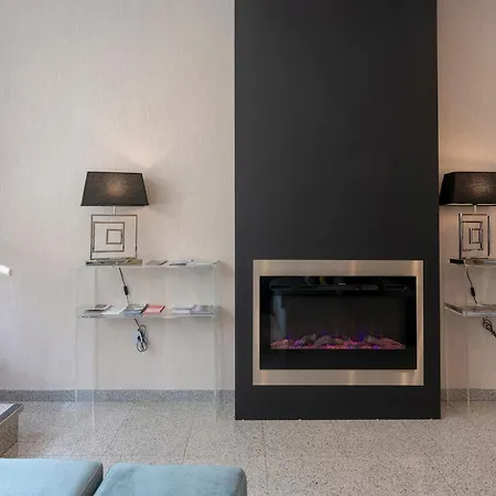 哈卡皇家水疗酒店 4*