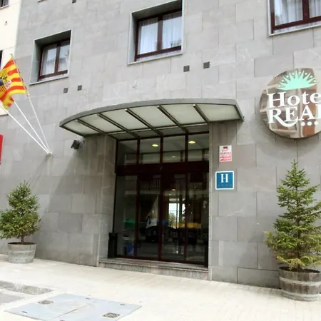 & Real Hotel 4*