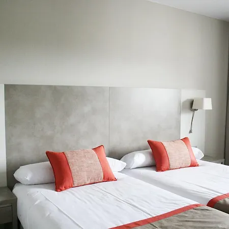 & Real Hotel 4*