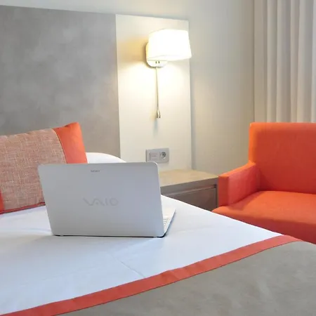& Real Hotel 4*