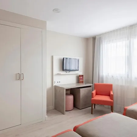 & Real Hotel 4*
